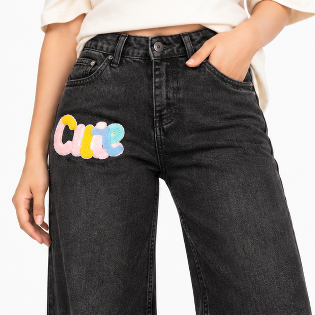 Women's Black Wide-Leg Graphic Jeans